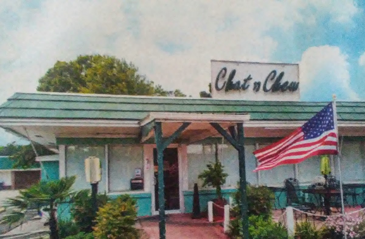 Chat 'n' Chew Restaurant